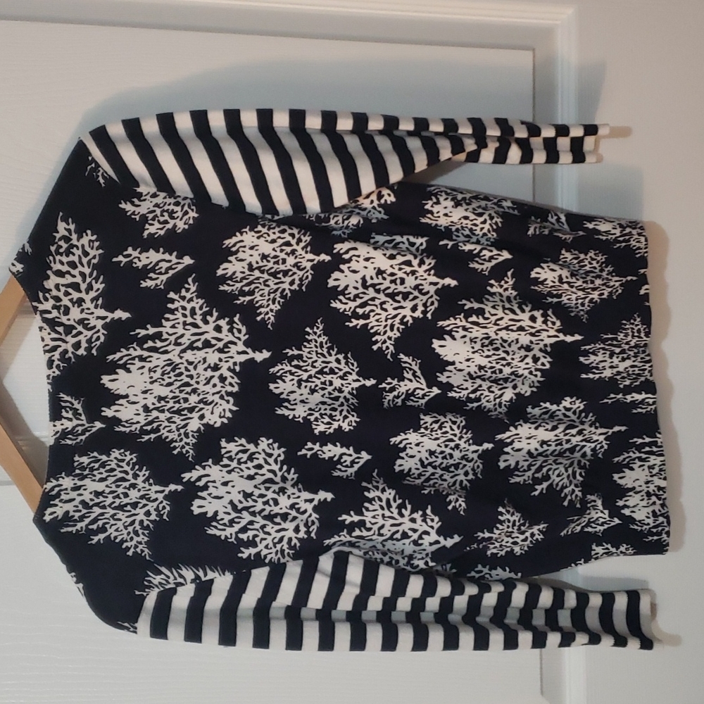 Cardigan - Picture 2 of 2
